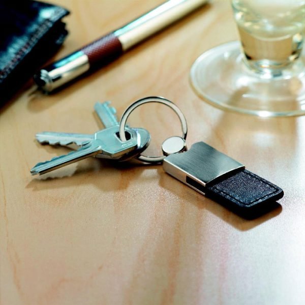 Pu and metal key ring 2 gift suppliers