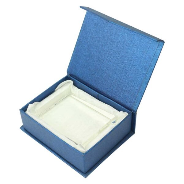 Custom engraved crystal gift suppliers