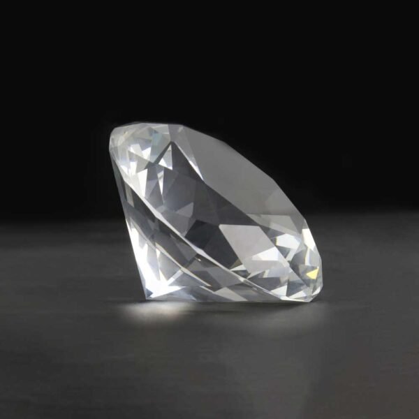 Faceted crystal award gift suppliers