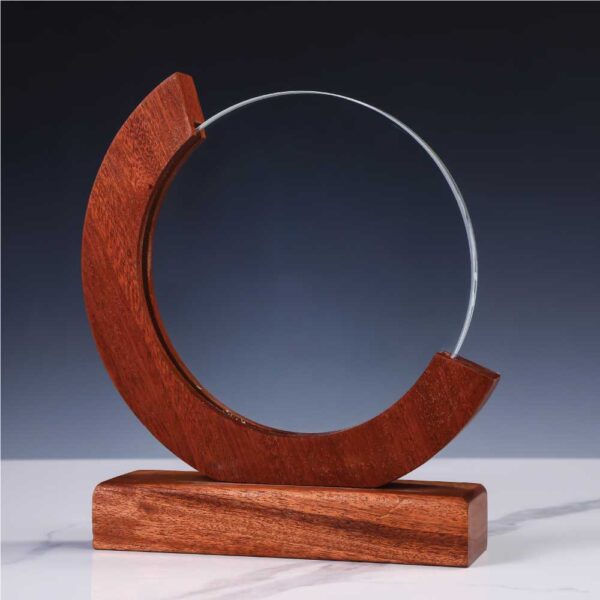 Wooden base trophy gift suppliers