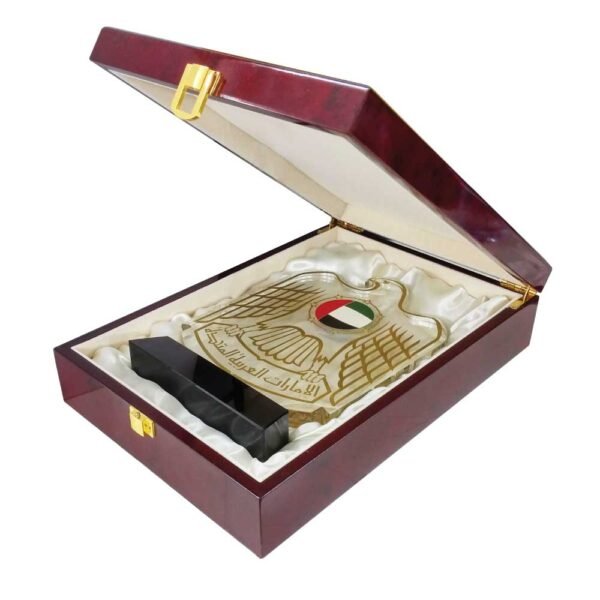 Falcon crystal uae gift suppliers