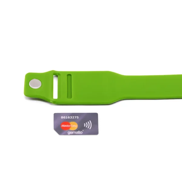 Nfc silicone wristbands with pocket for rfid tag in oman gift suppliers Nfc silicone wristbands with pocket for rfid tag in oman