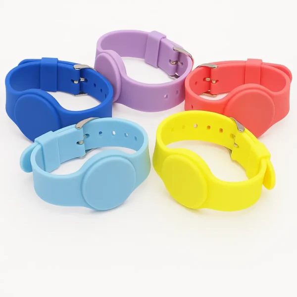 Rfid silicone bands wristband in qatar gift suppliers Rfid silicone bands wristband in qatar