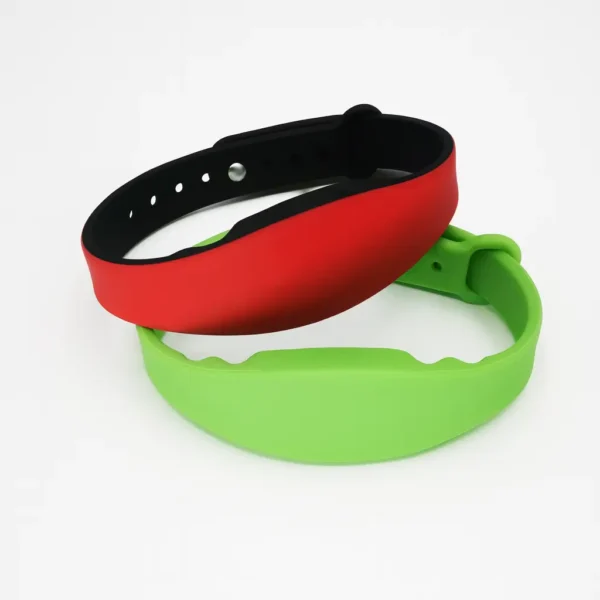 Rfid silicone bracelet cashless payment wristband in bahrain gift suppliers Rfid silicone bracelet cashless payment wristband in bahrain