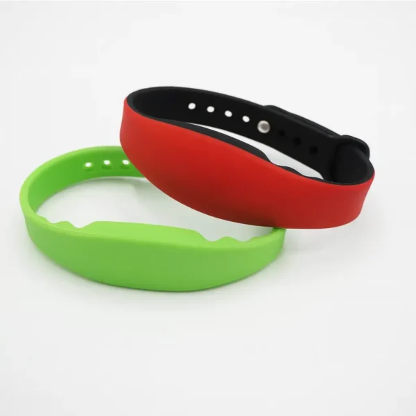Rfid silicone bracelet cashless payment wristband in qatar gift suppliers