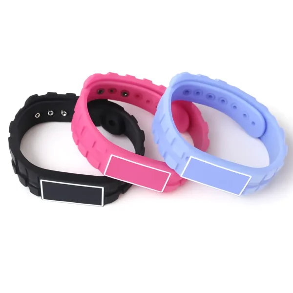 Silicone nfc hotel rfid wristbands in qatar gift suppliers Silicone nfc hotel rfid wristbands in qatar