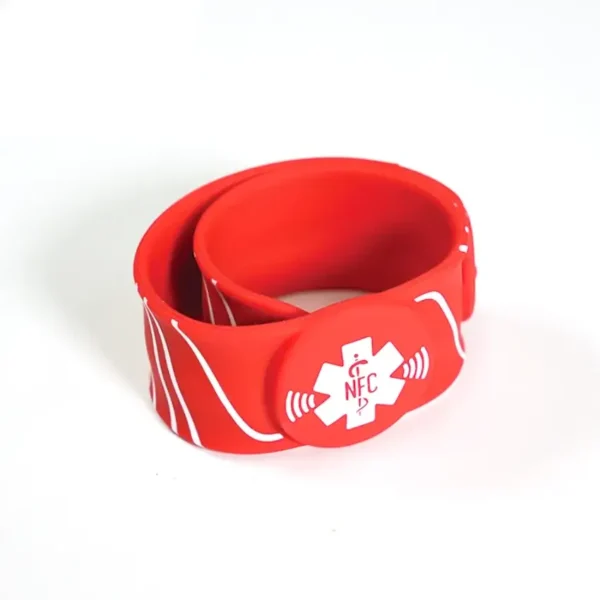 Slap closure nfc silicone rfid wristband in bahrain