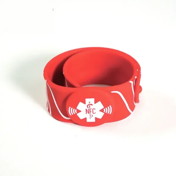 Slap closure nfc silicone rfid wristband in uae