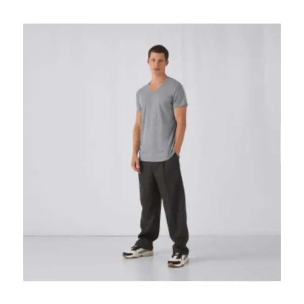 Triblend men v neck t shirt in uae gift suppliers Triblend men v neck t shirt in uae
