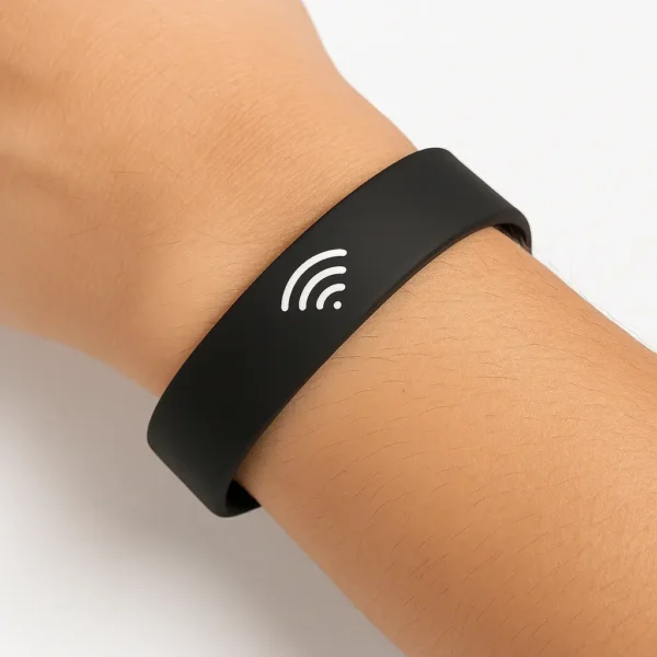 Ultra slim thin silicone rfid wristband in uae gift suppliers Ultra slim thin silicone rfid wristband in uae